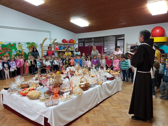 Blagoslov kruha i krušnih proizvoda